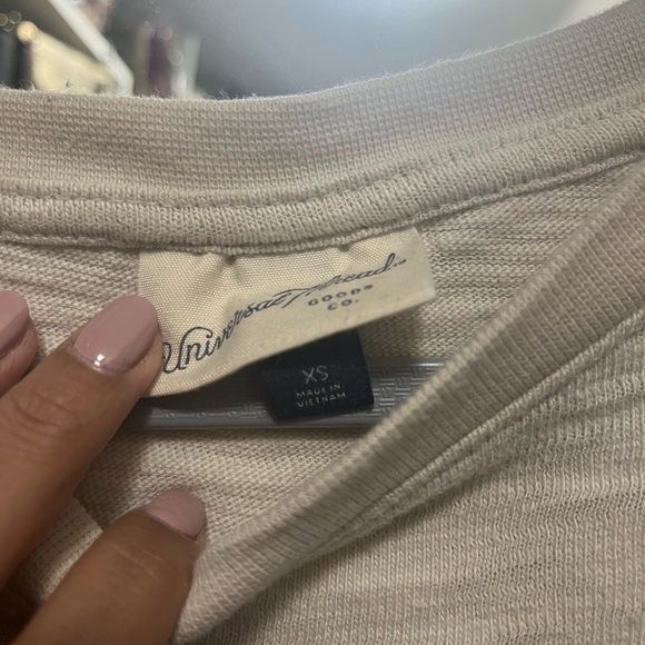 Universal Thread Beige crop top pullover XS elbow sleeve - Picture 4 of 4